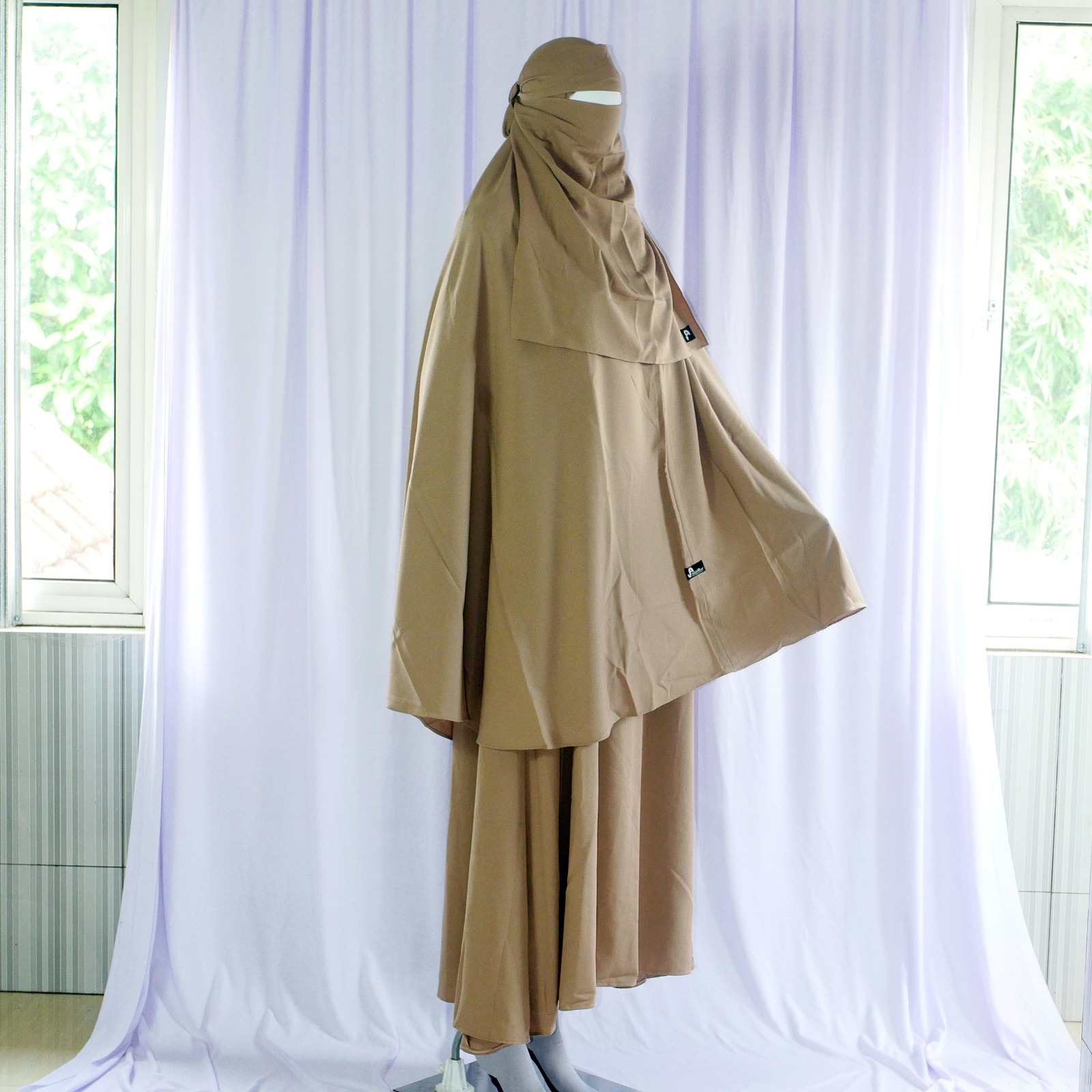 Set_Gamis_Zafira_Beige_1.jpeg